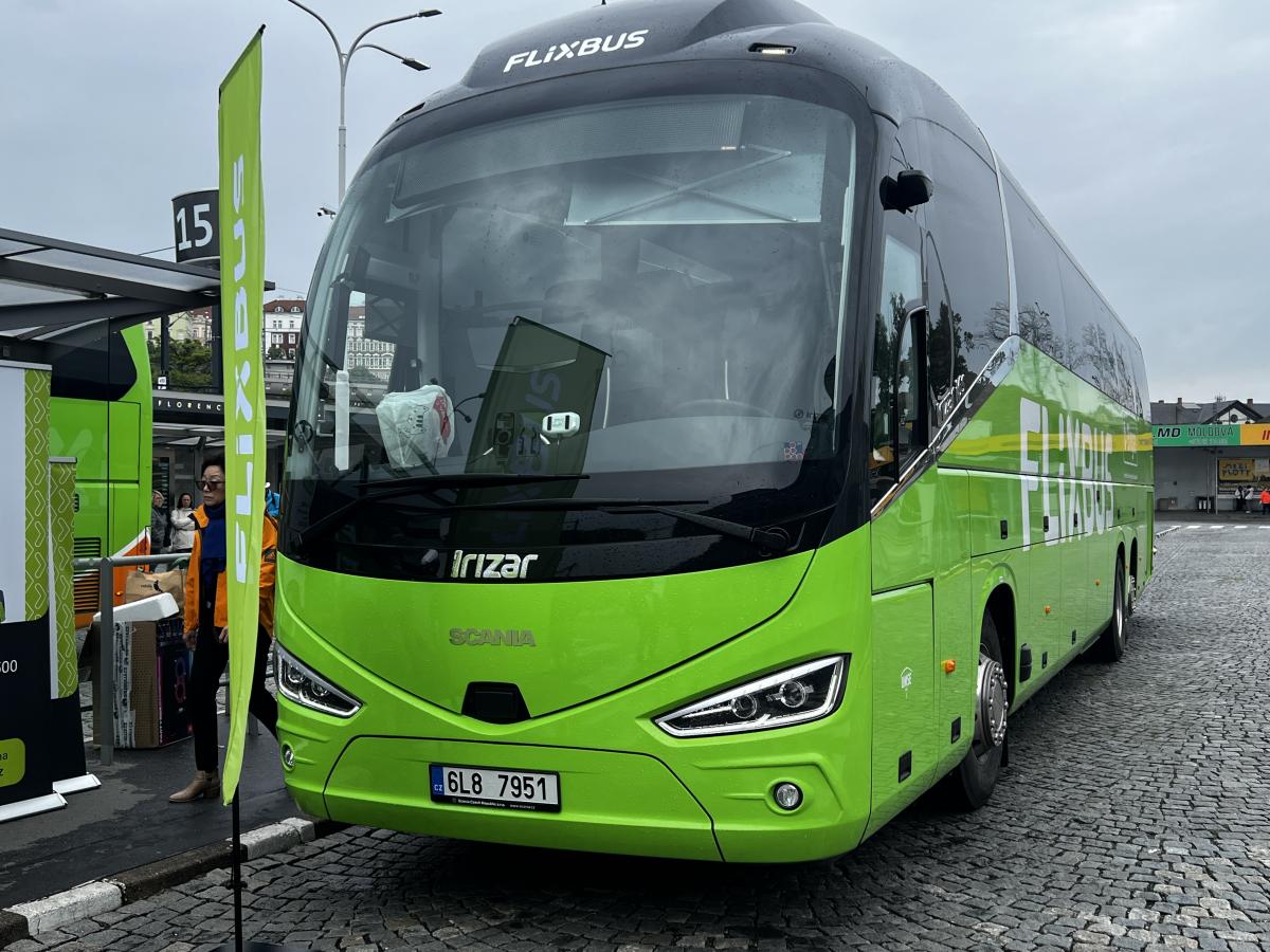 FlixBus a UMSE posílají do provozu první autobusy na LNG v Česku