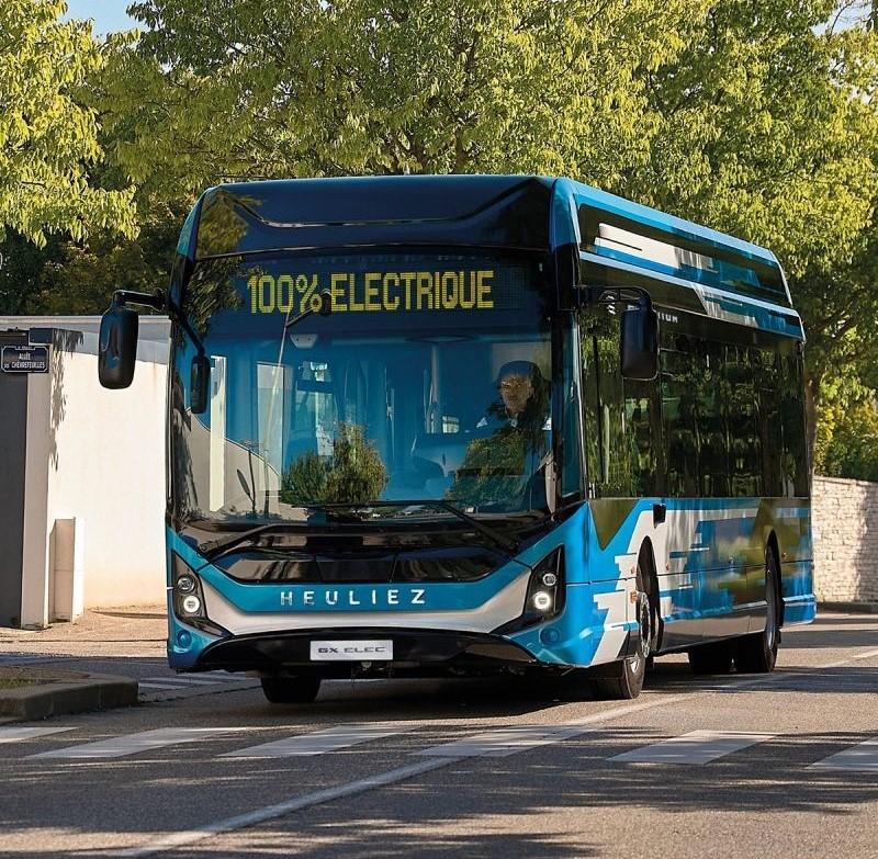 Iveco Bus vyrobí pro pařížskou metropolitní oblast až 4 tisíce autobusů