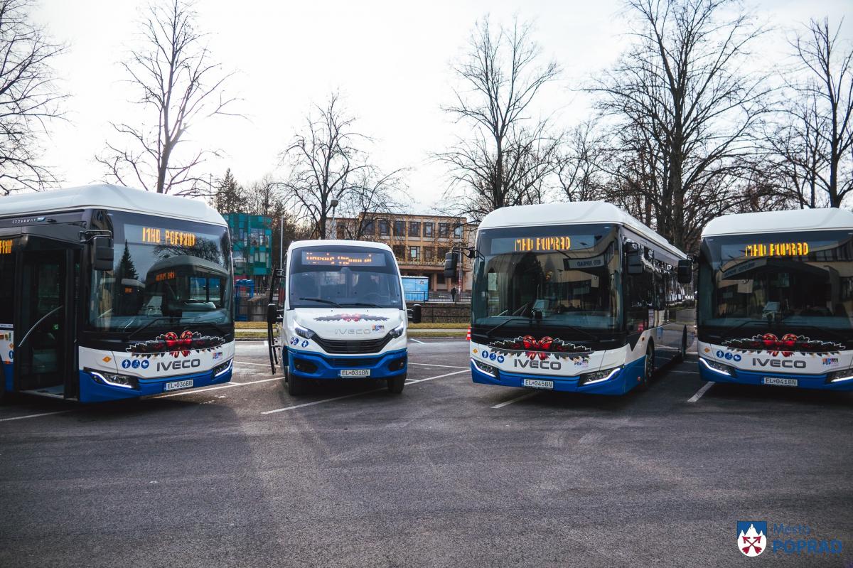  Osm elektrických autobusů v Popradu