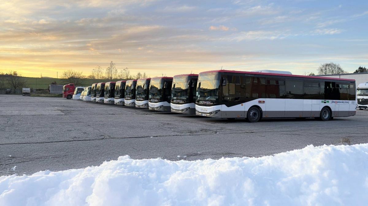 Dvanáct nových autobusů na regionálních linkách v Jihomoravském kraji 