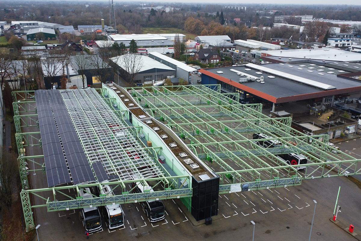 Elektrické autobusy v Hamburku pohání solární energie 