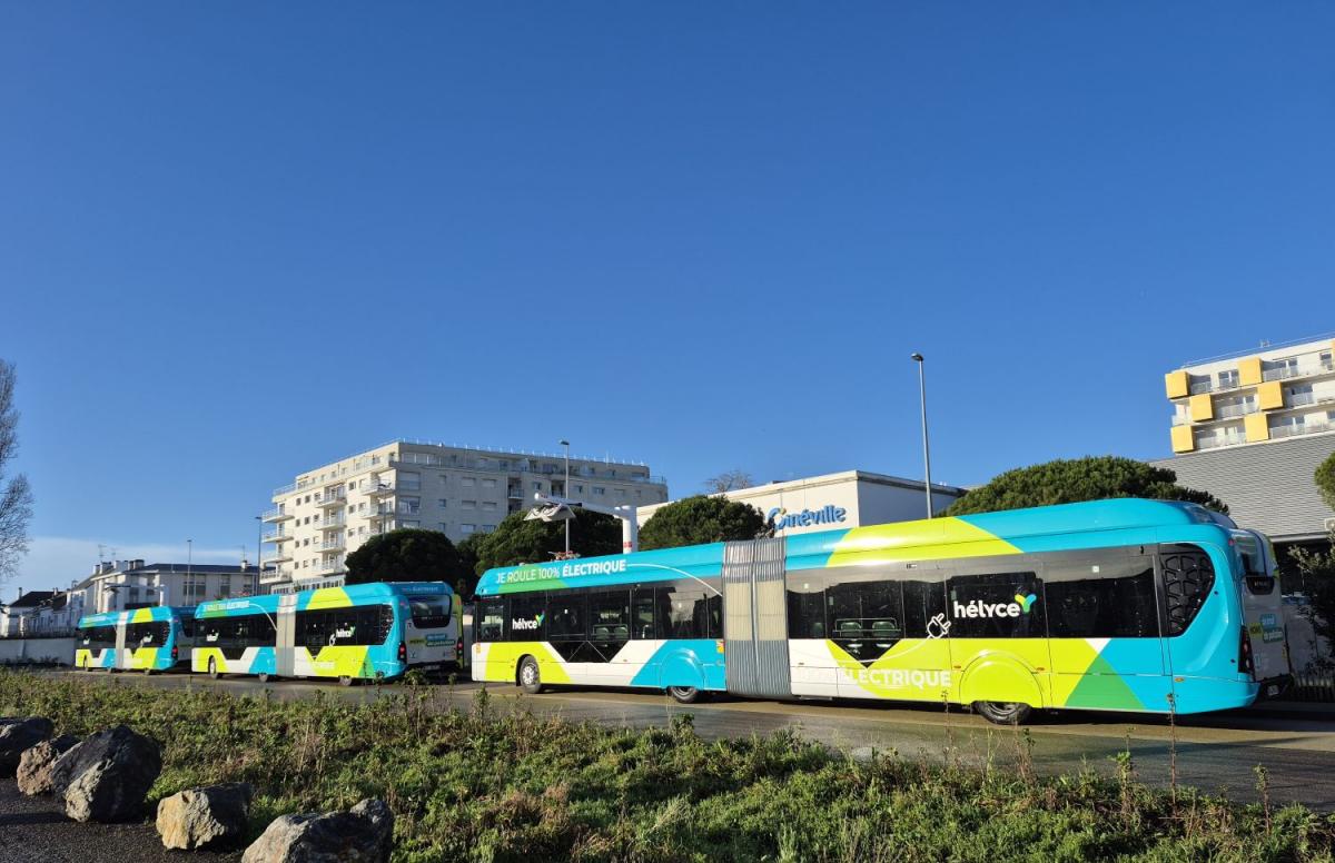 BRT síť ve Francii s kloubovými autobusy E-WAY 