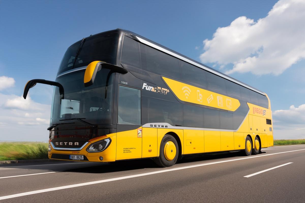 RegioJet nasazuje nové dvoupodlažní autobusy Setra na vnitrostátní linky