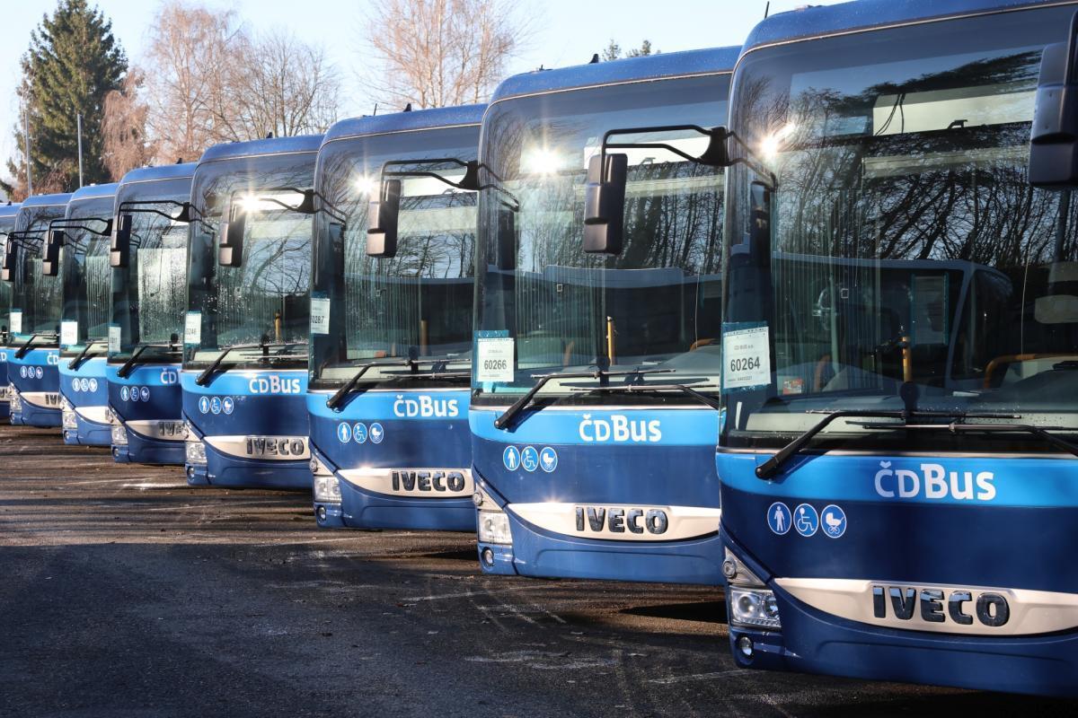 ČD Bus vypsala potřetí tendr na až 122 autobusů