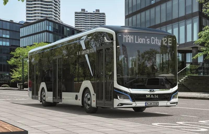 Nové bateriové i vodíkové autobusy pro Transdev do Moravskoslezského kraje