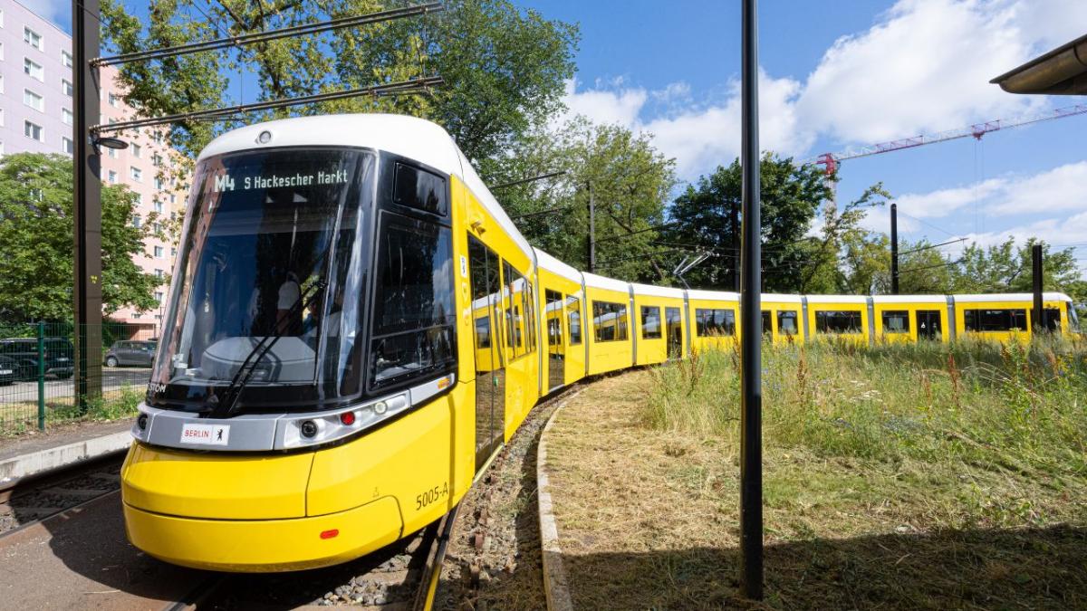 V Berlíně uvedli do provozu nejdelší tramvaj ve své historii