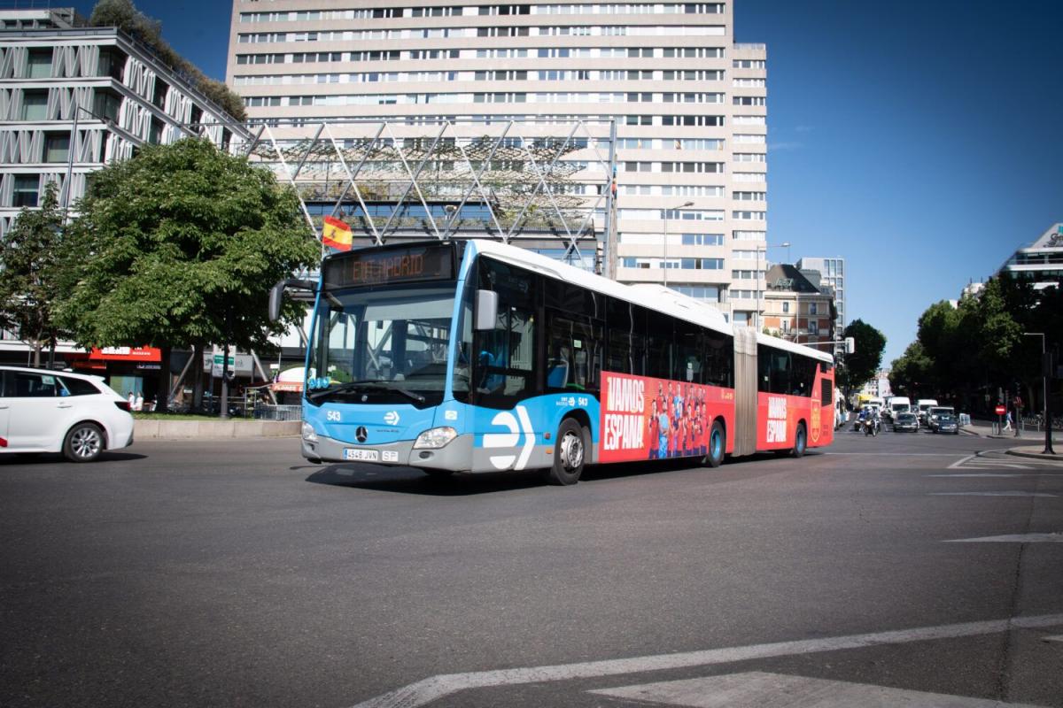 Autobusy EMT Madrid slaví druhý titul Španělska na mistrovství světa