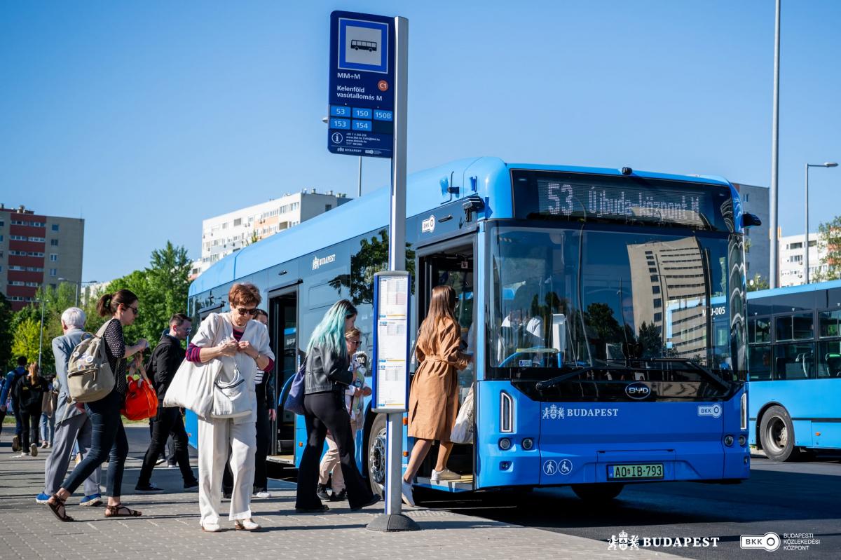 Budapešť připravuje nákup nejméně 250 elektrobusů