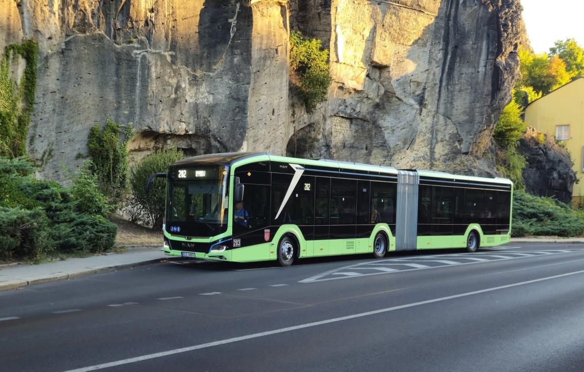 Děčín rozšíří flotilu elektrobusů o dalších 21 vozů