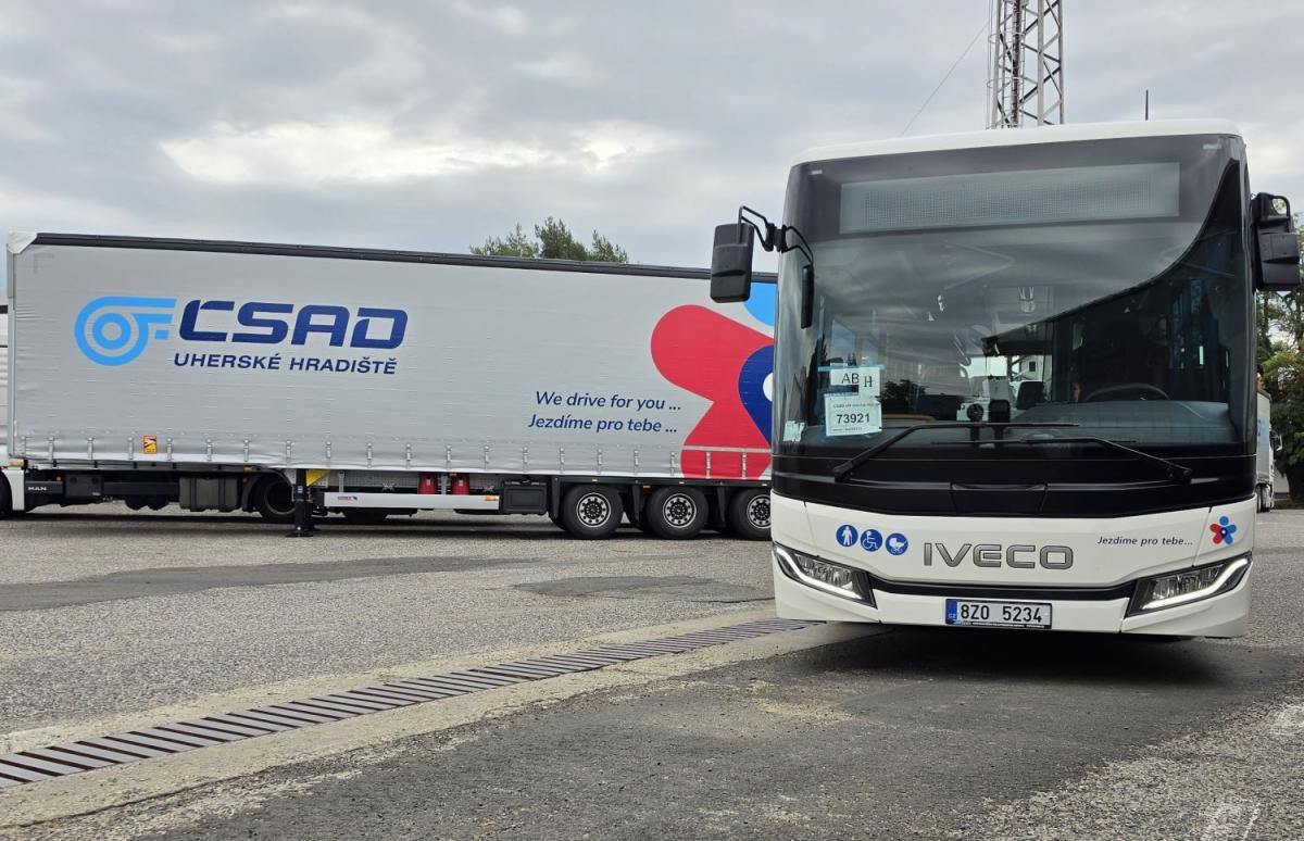 ČSAD Uherské Hradiště pořídí 22 nových autobusů IVECO od ZLINERu